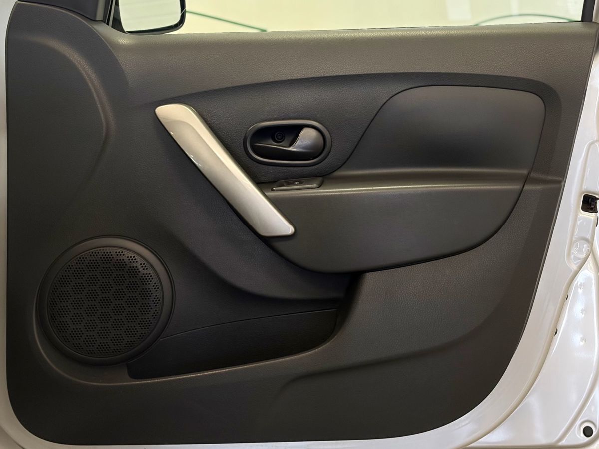 Renault Sandero II Рестайлинг