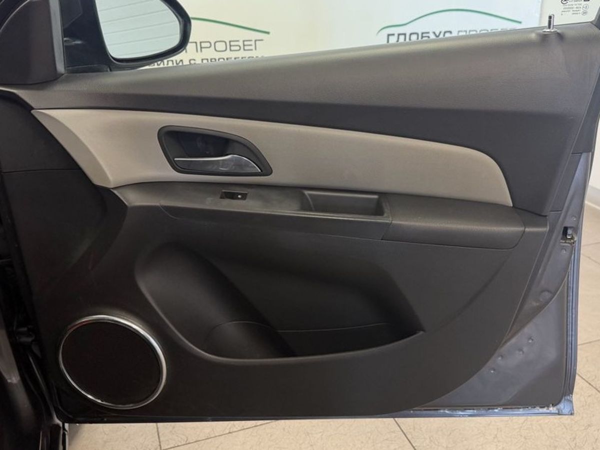 Chevrolet Cruze I