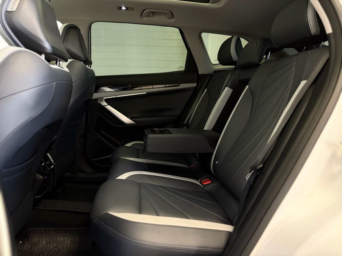 Geely Atlas II