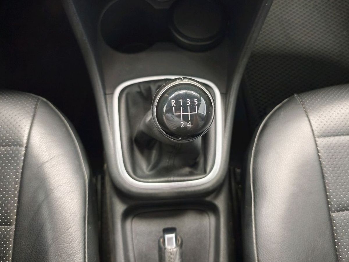 Volkswagen Polo V Рестайлинг