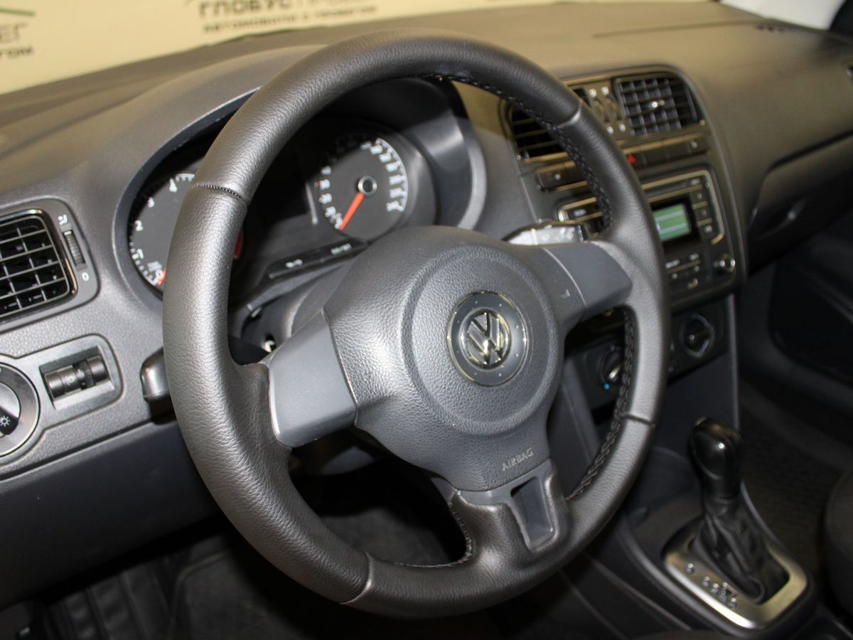 Volkswagen Polo V