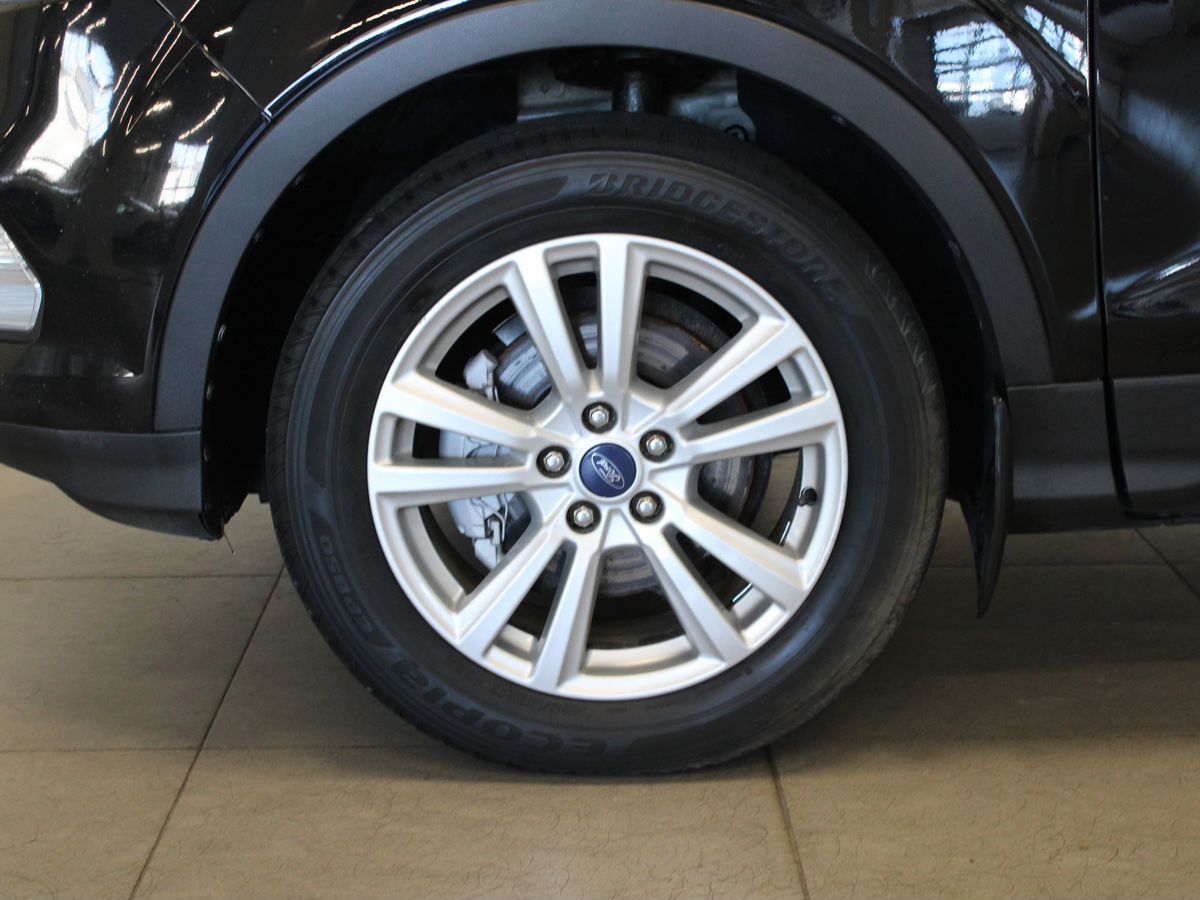 Ford Kuga II Рестайлинг