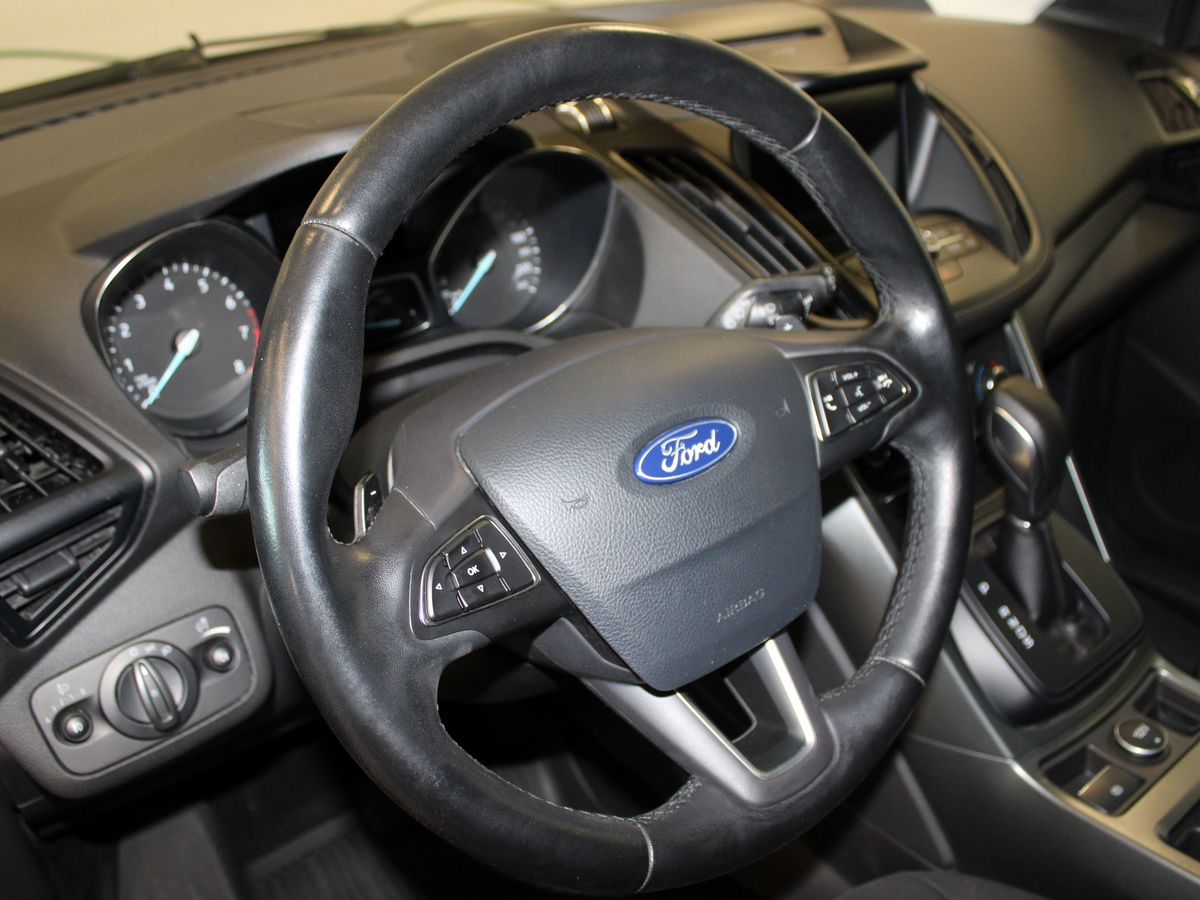 Ford Kuga II Рестайлинг