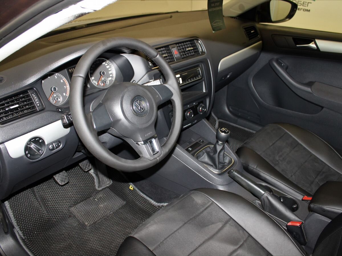 Volkswagen Jetta VI