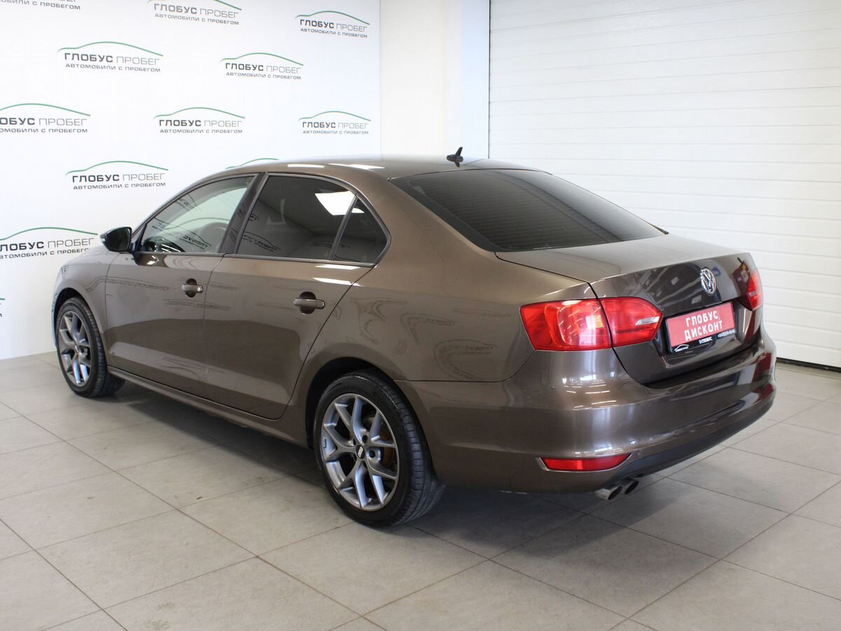 Volkswagen Jetta VI