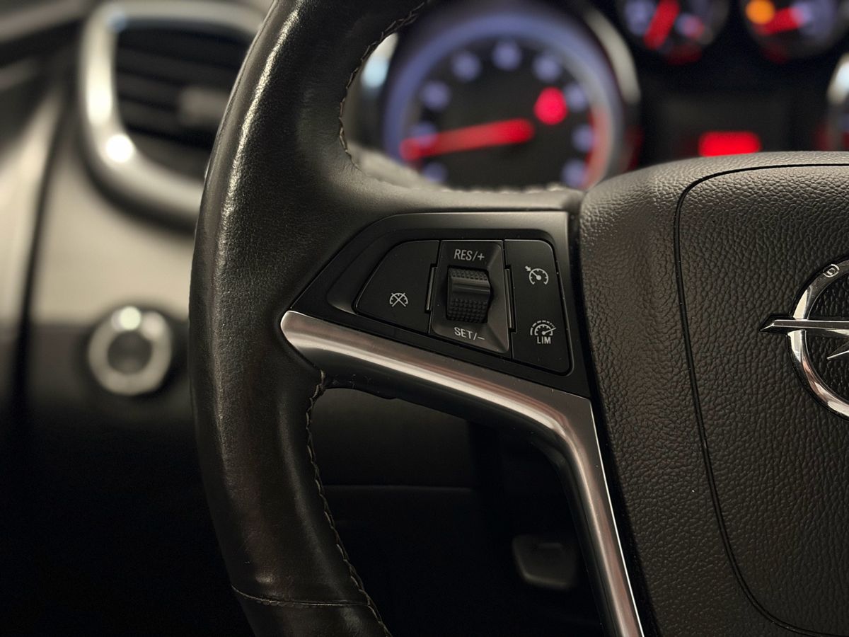 Opel Mokka I