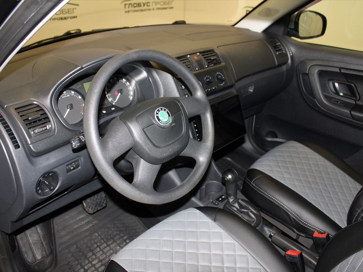 Skoda Fabia II Рестайлинг