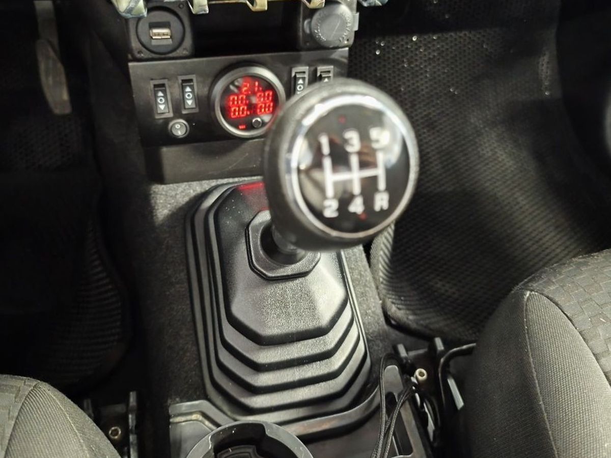Suzuki Jimny IV