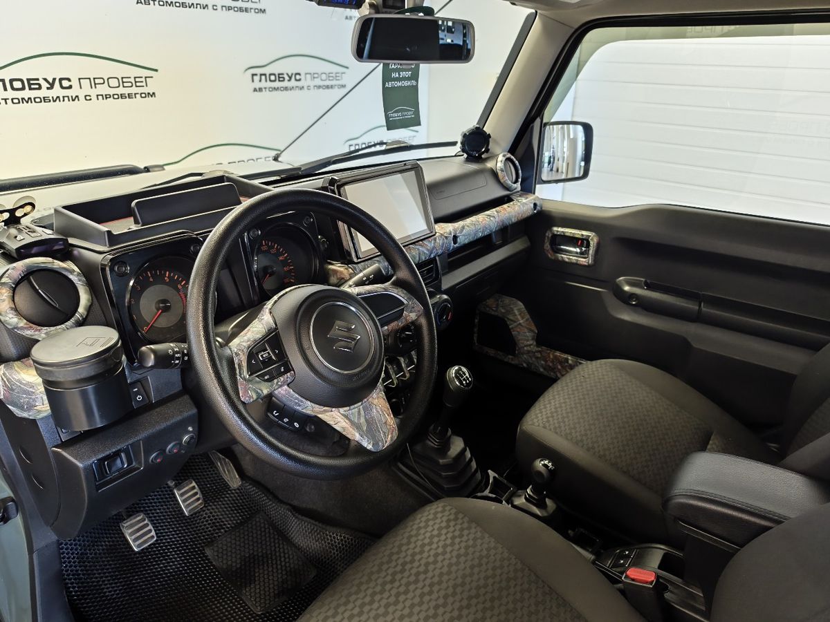 Suzuki Jimny IV