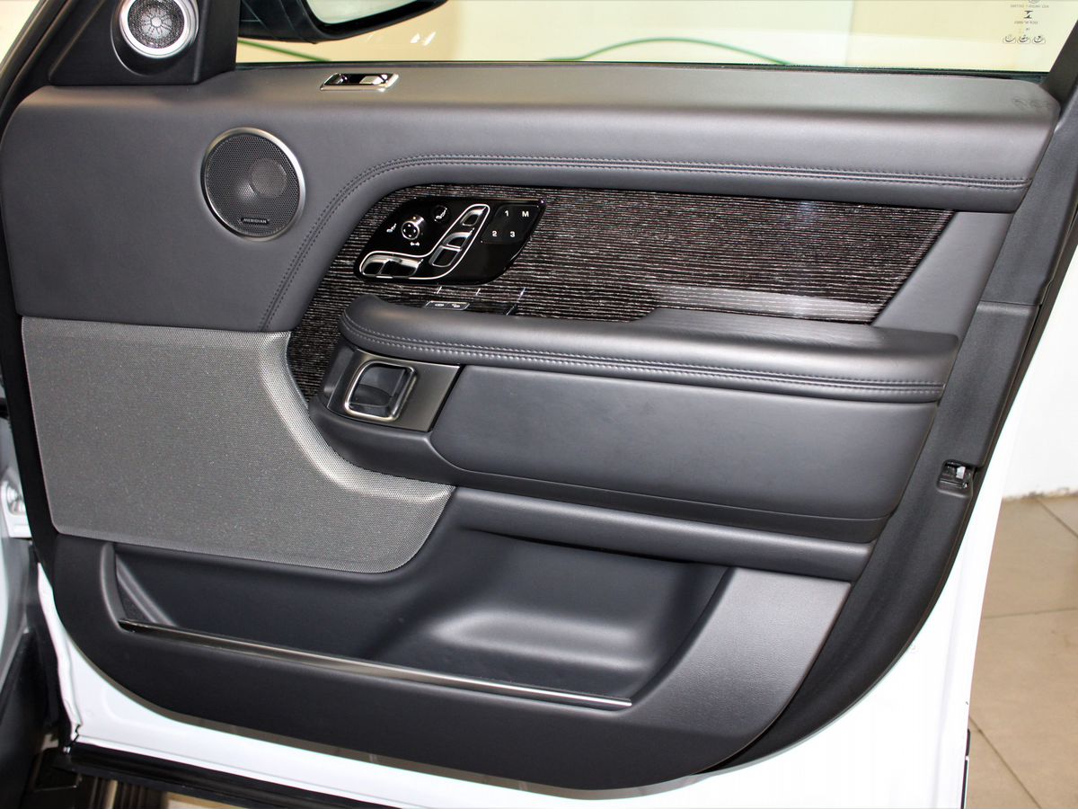Land Rover Range Rover IV Рестайлинг