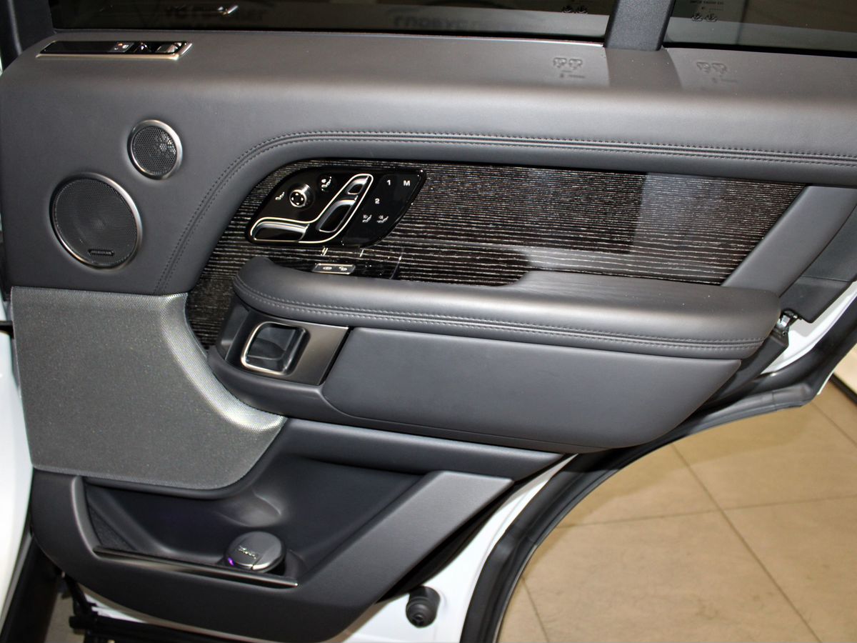 Land Rover Range Rover IV Рестайлинг