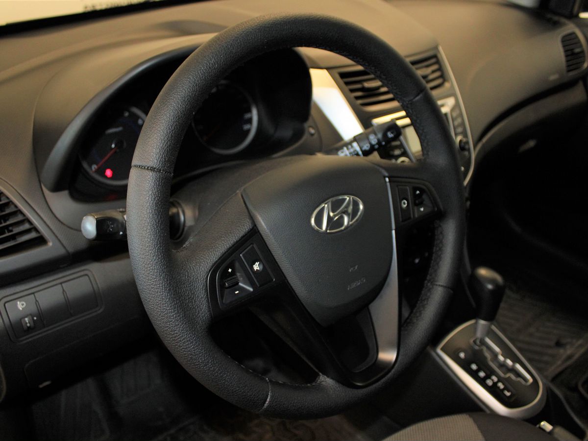 Hyundai Solaris I