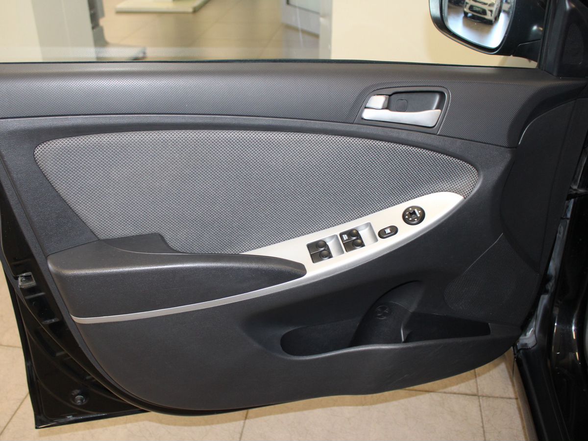 Hyundai Solaris I