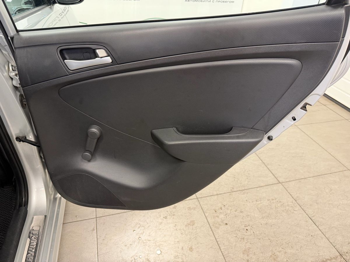 Hyundai Solaris I