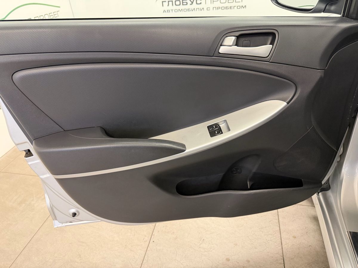 Hyundai Solaris I