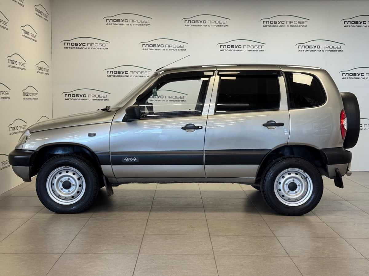 Chevrolet Niva I