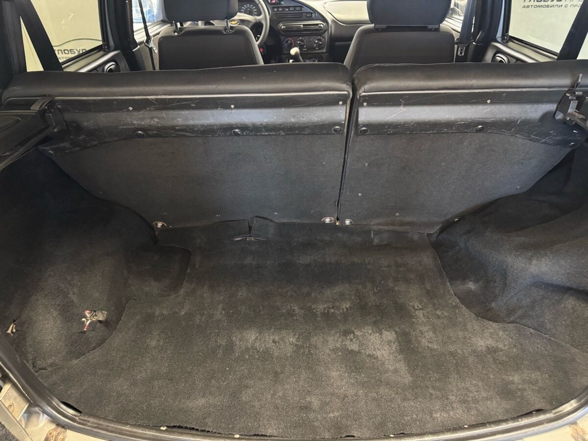 Chevrolet Niva I
