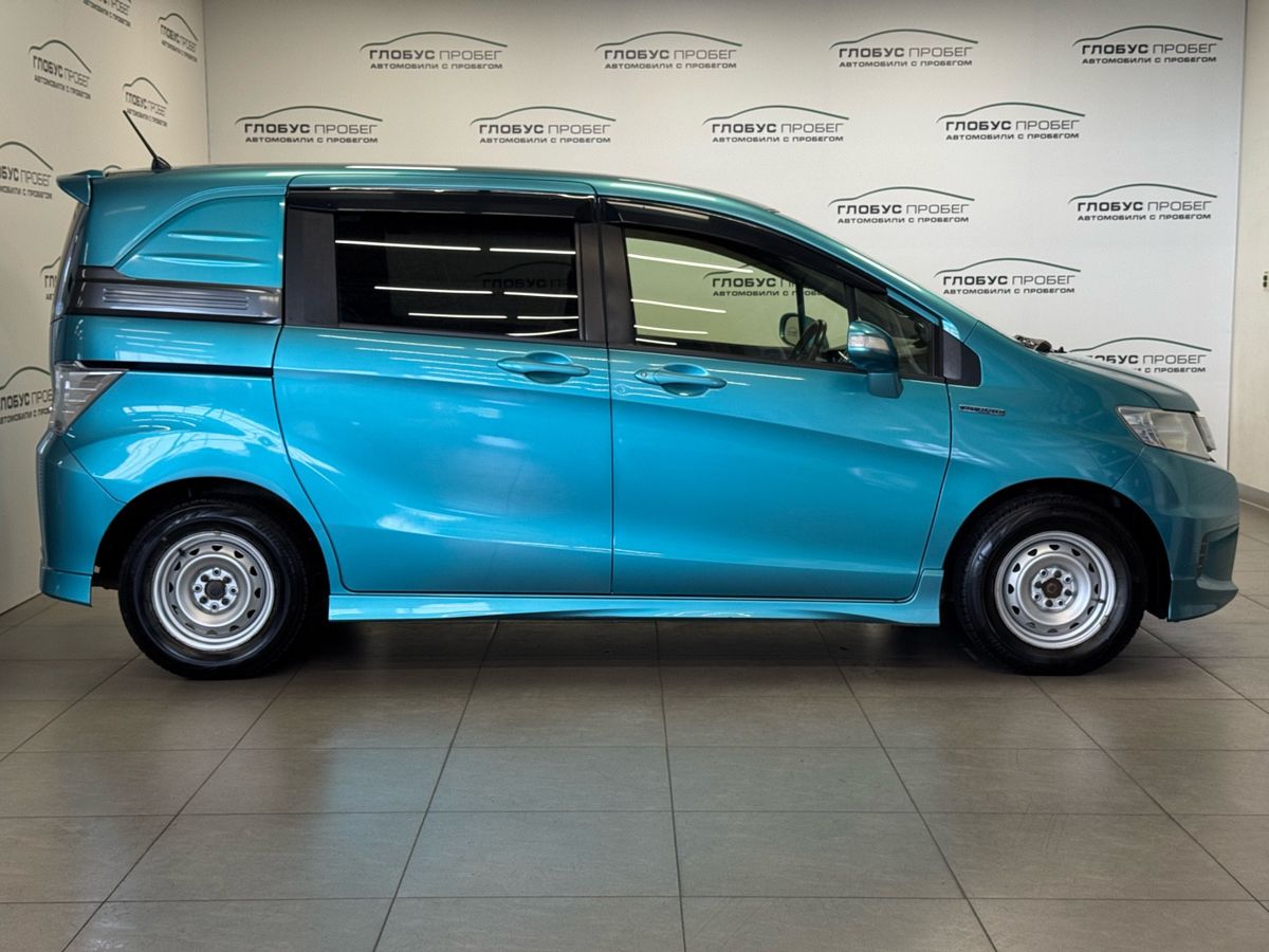Honda Freed I Рестайлинг