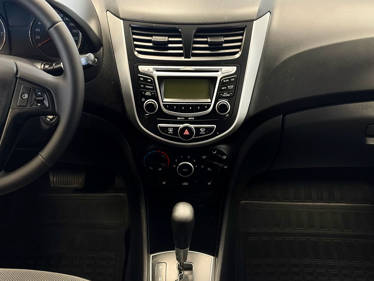 Hyundai Solaris I