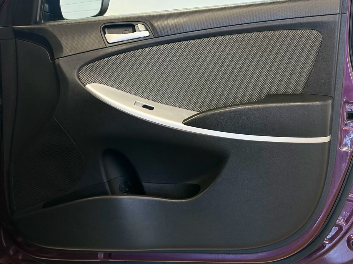 Hyundai Solaris I