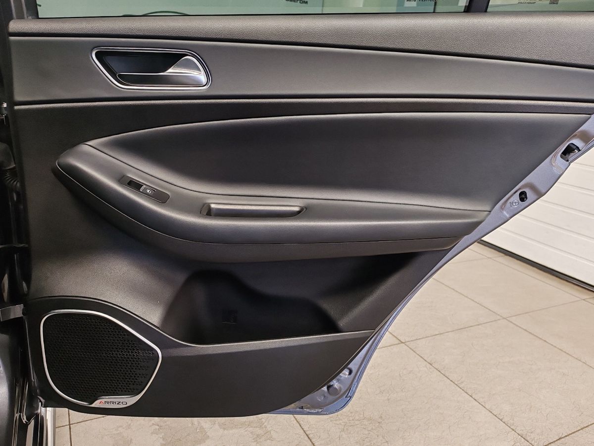 Omoda S5