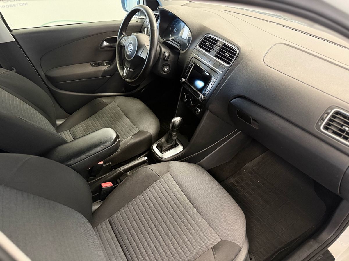 Volkswagen Polo V