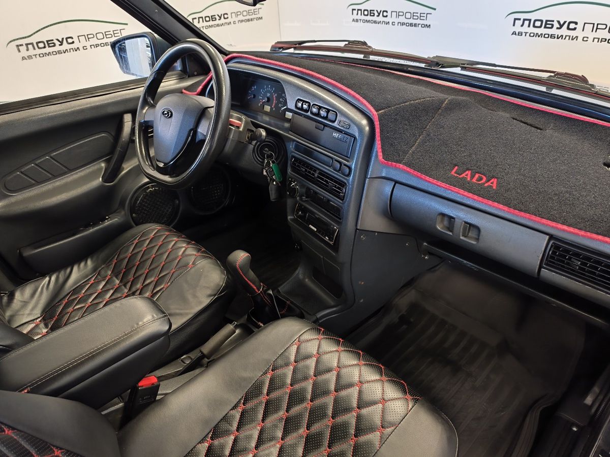Lada (ВАЗ) 2114 -