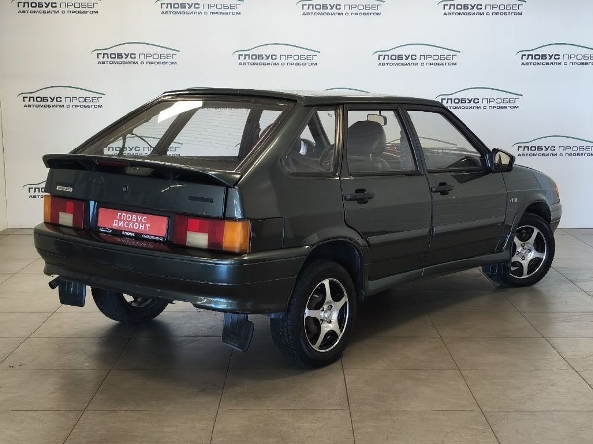 Lada (ВАЗ) 2114 -