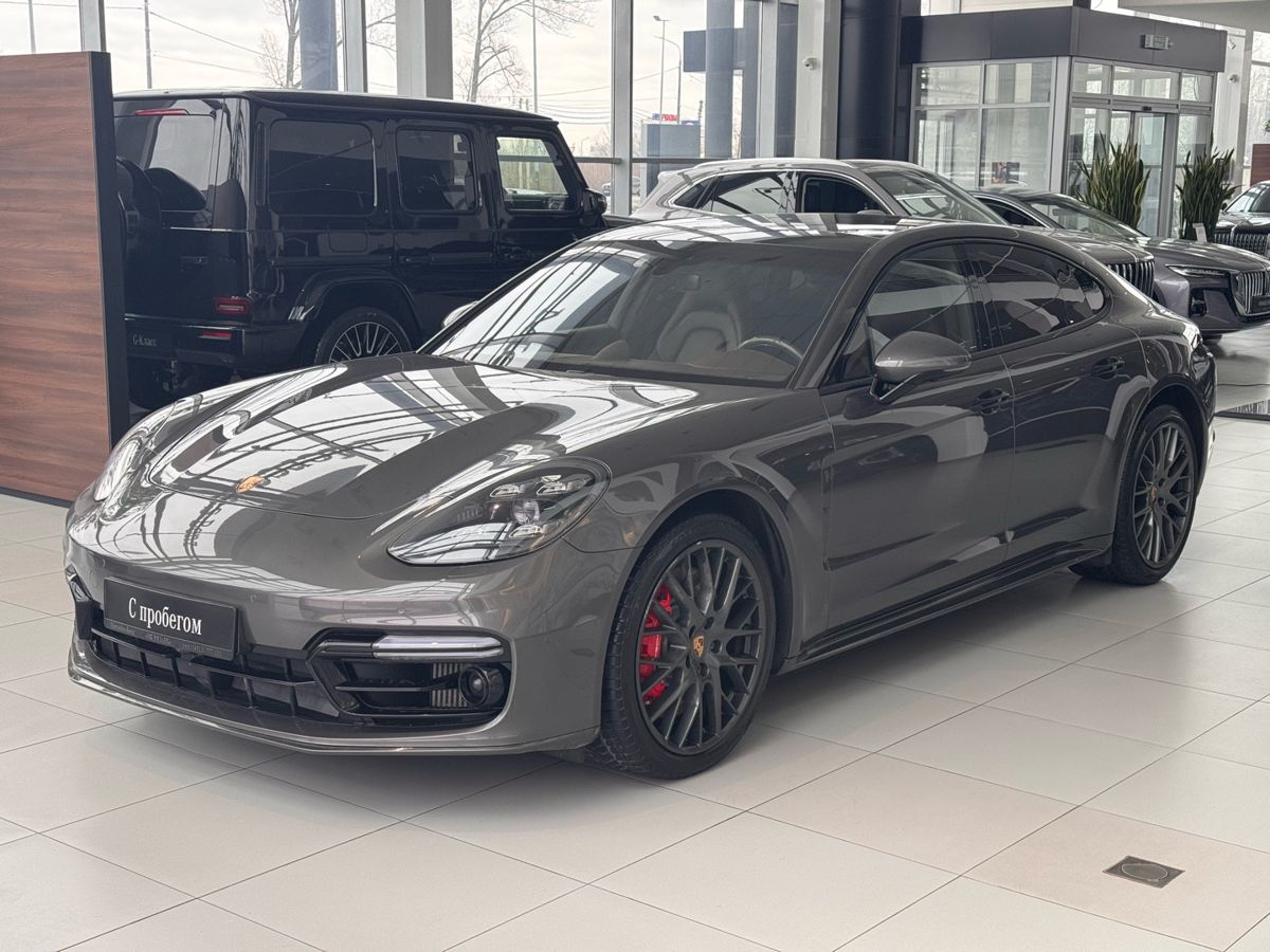 Porsche Panamera Turbo