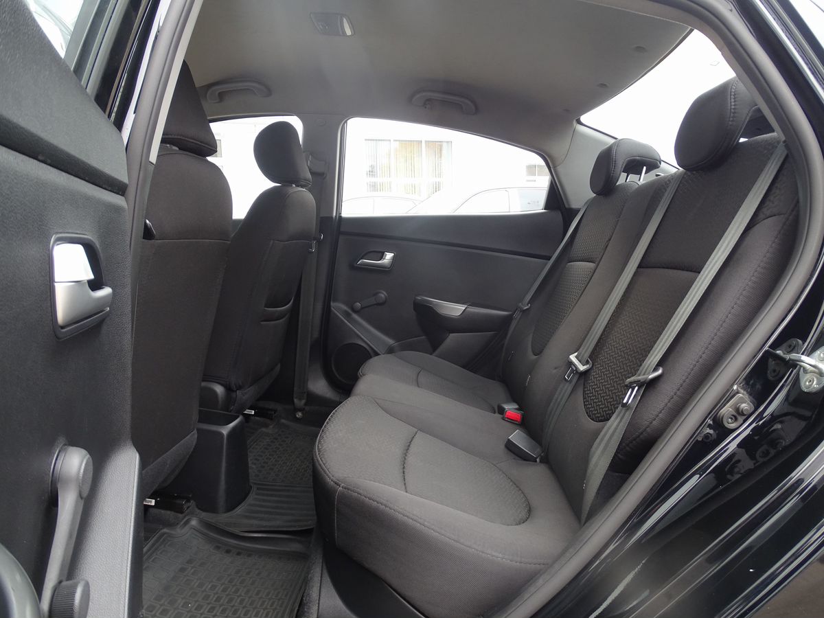 Автомобиль Kia Rio 1.4 AT (107 л.с.) - 7