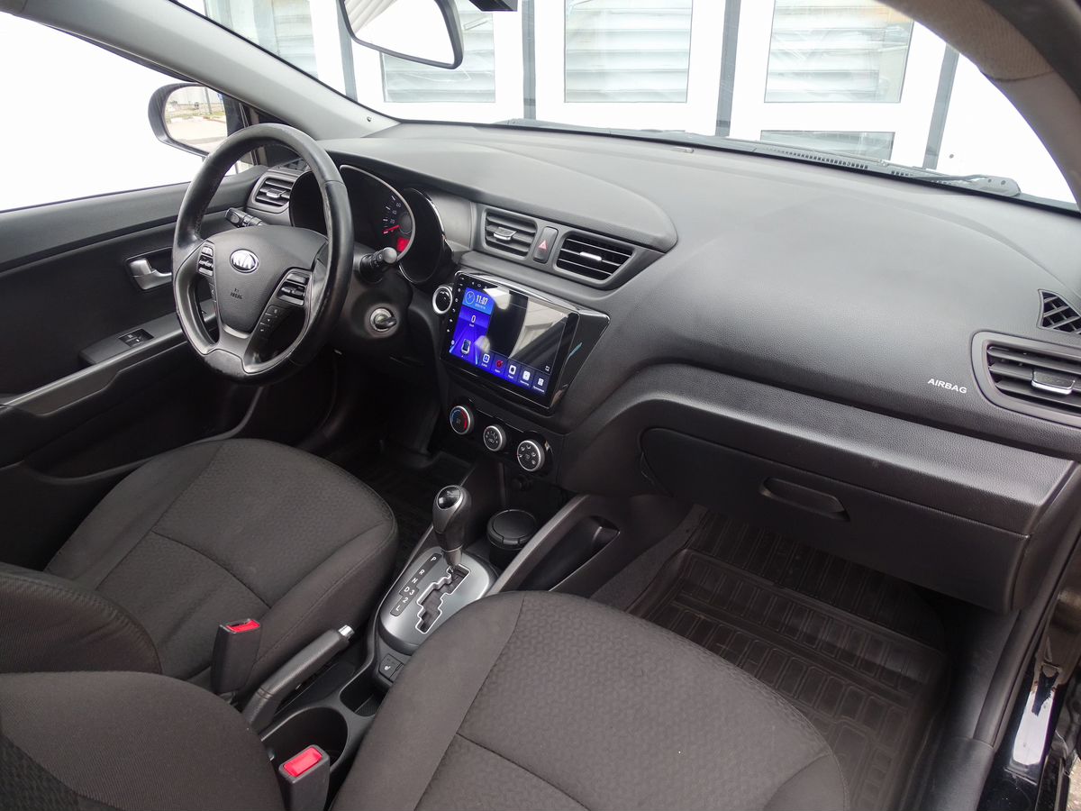 Автомобиль Kia Rio 1.4 AT (107 л.с.) - 2