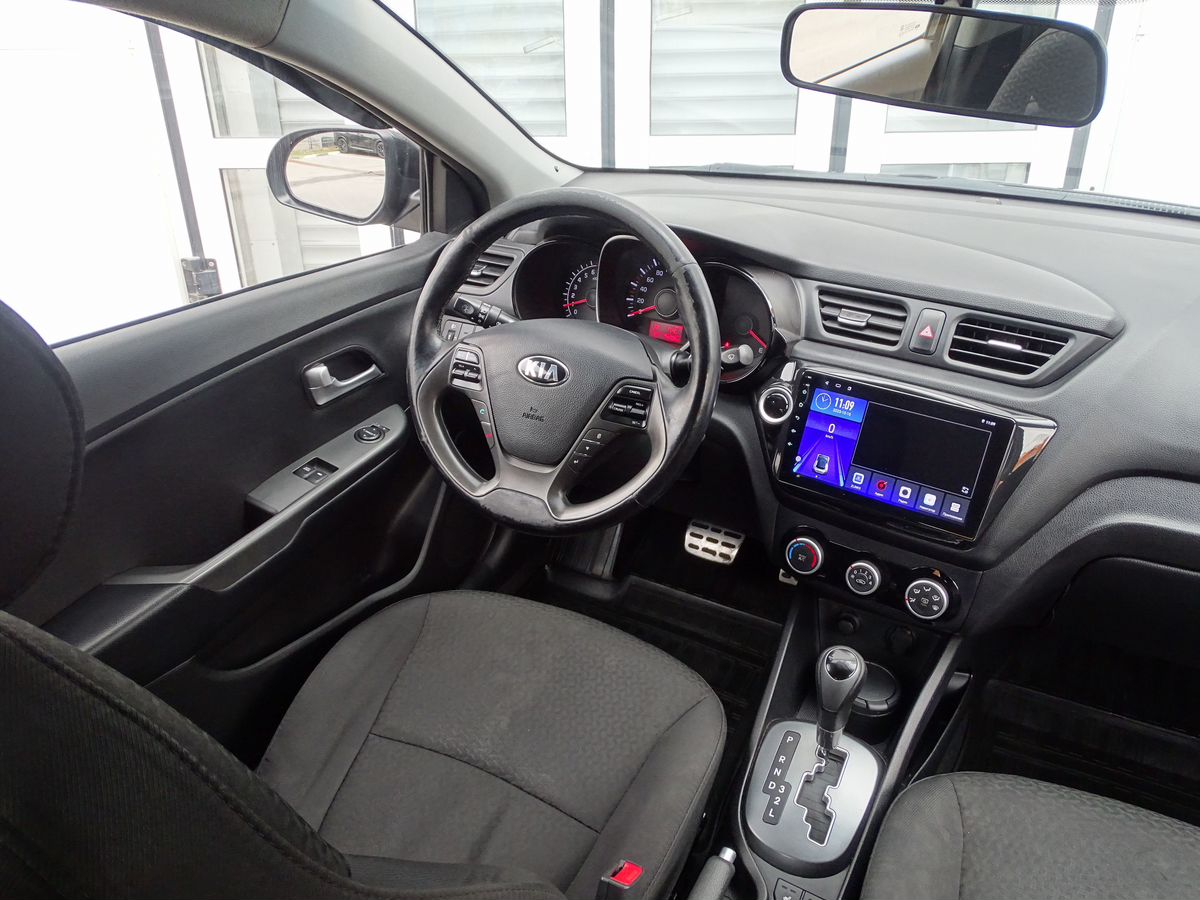 Автомобиль Kia Rio 1.4 AT (107 л.с.) - 6