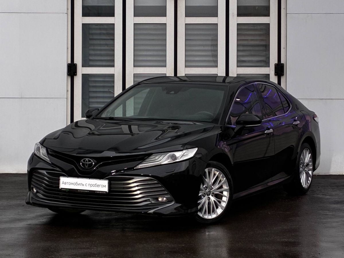 Toyota Camry 2.5 AT (181 л.с.)