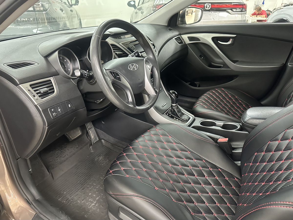 car-image