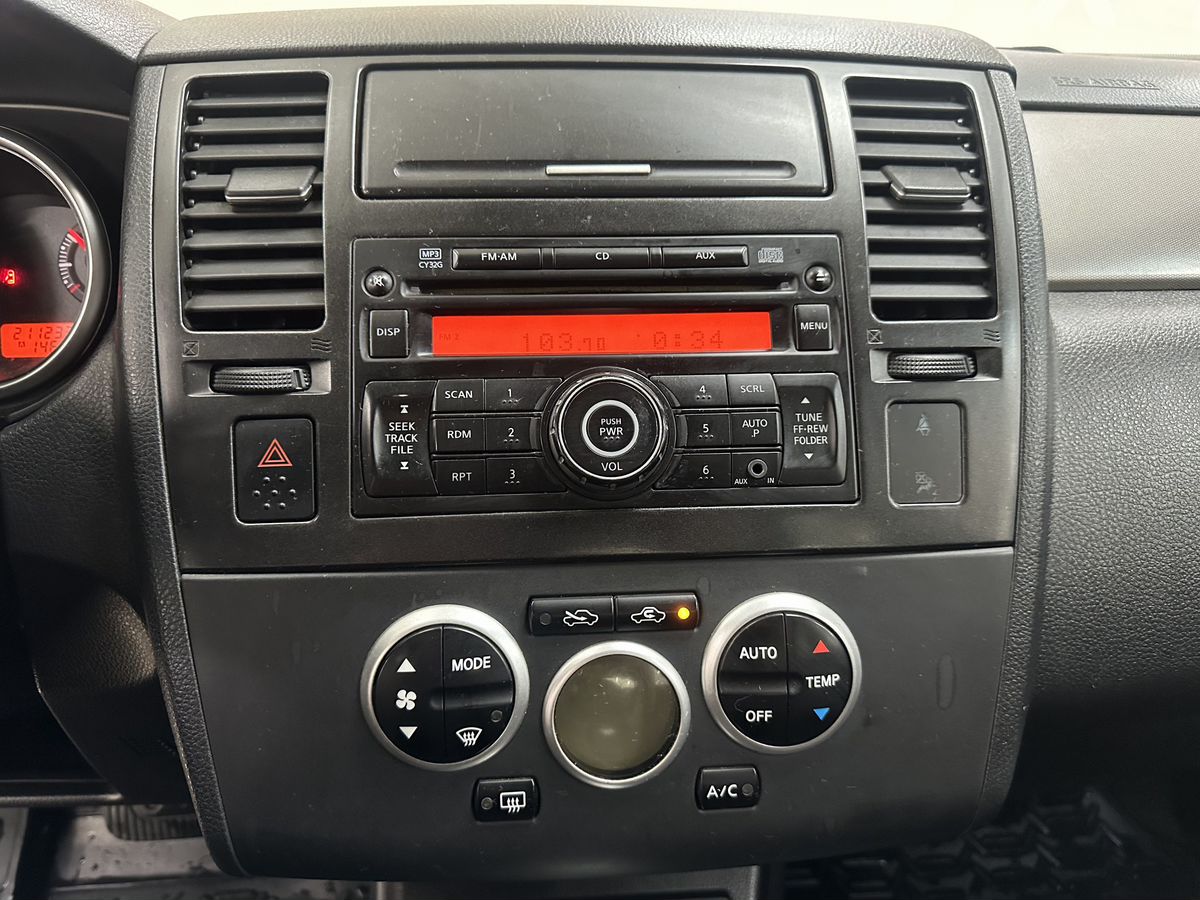 car-image
