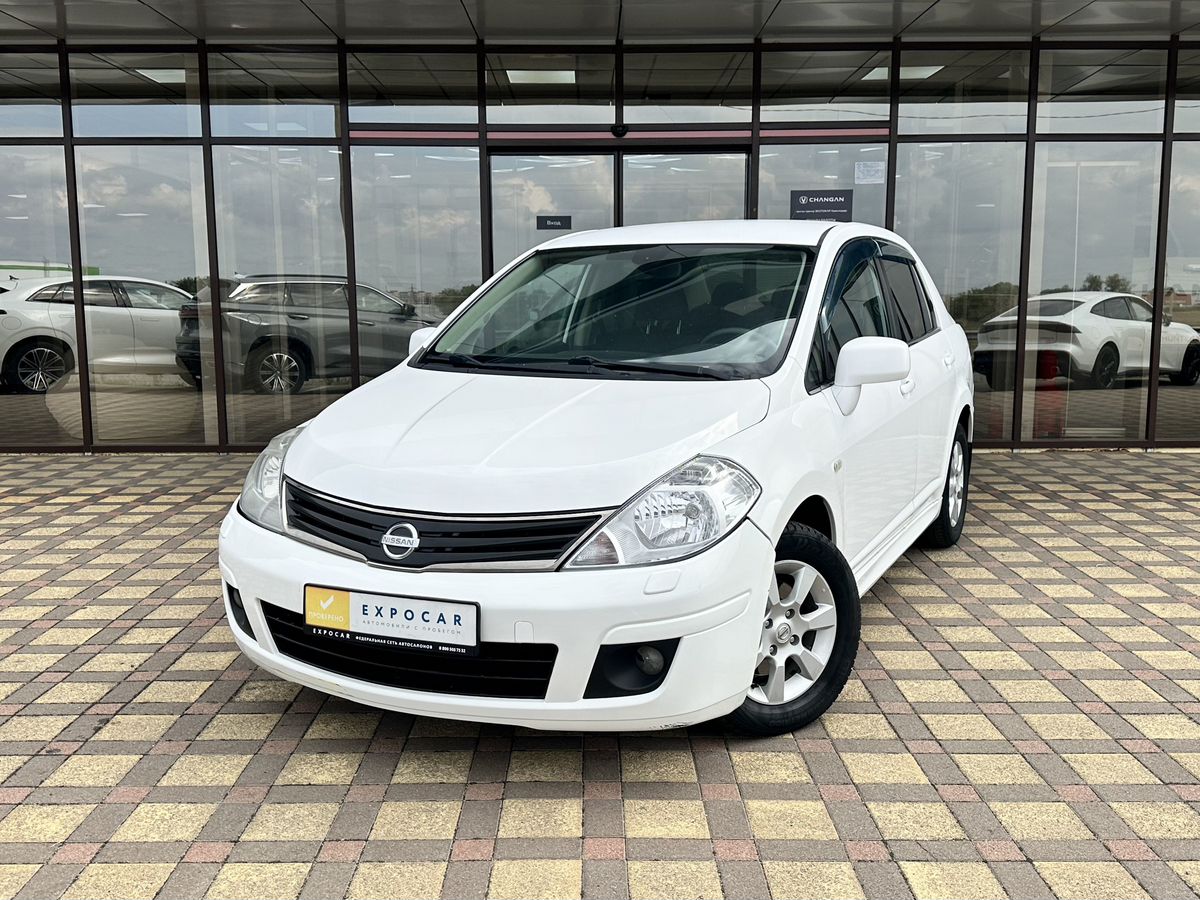 car-image