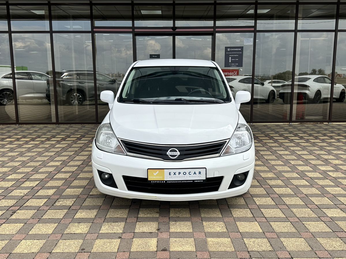 car-image