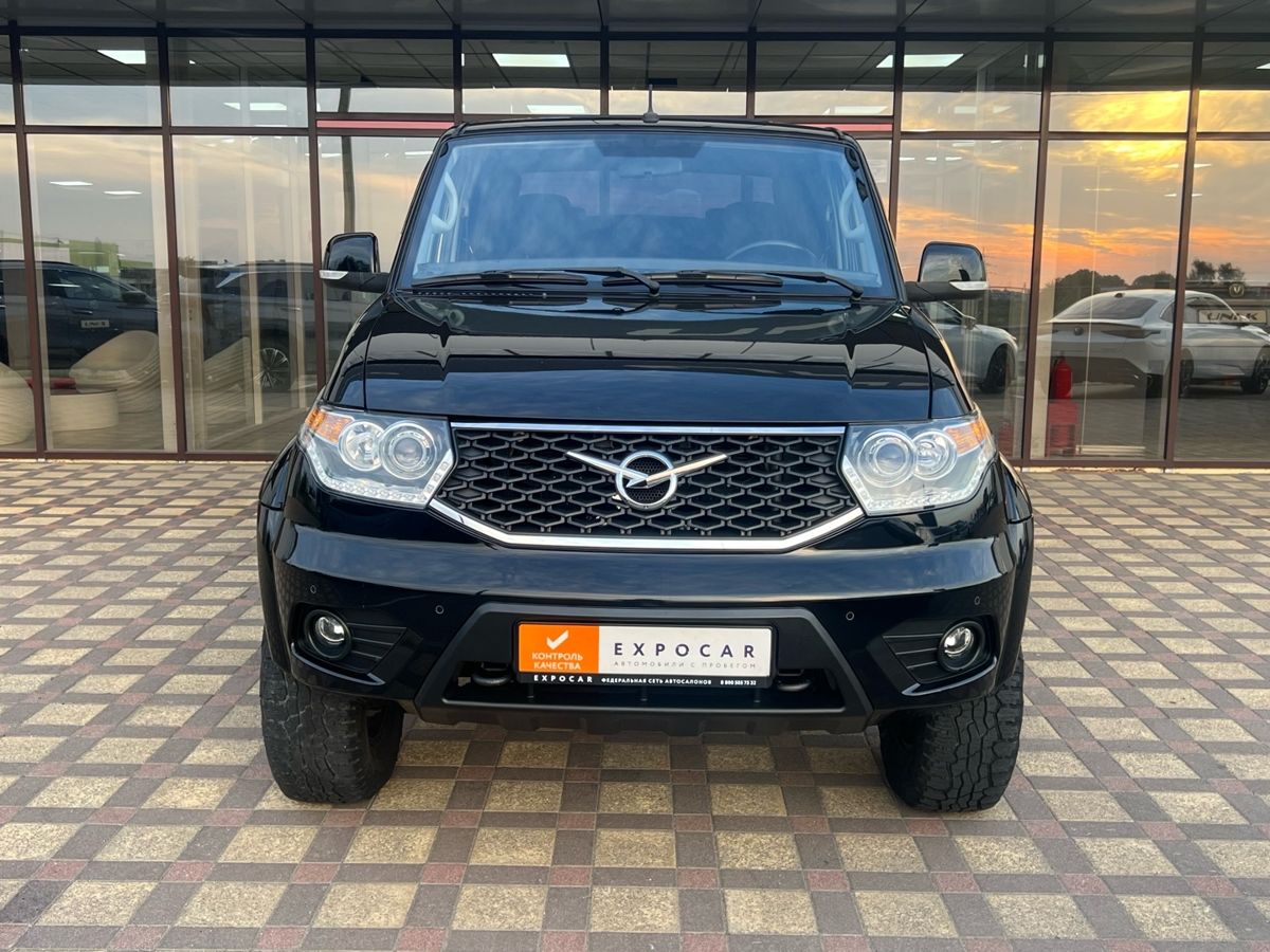 car-image