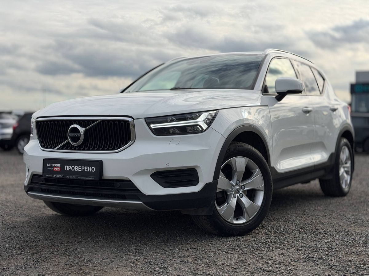 Volvo XC40 I