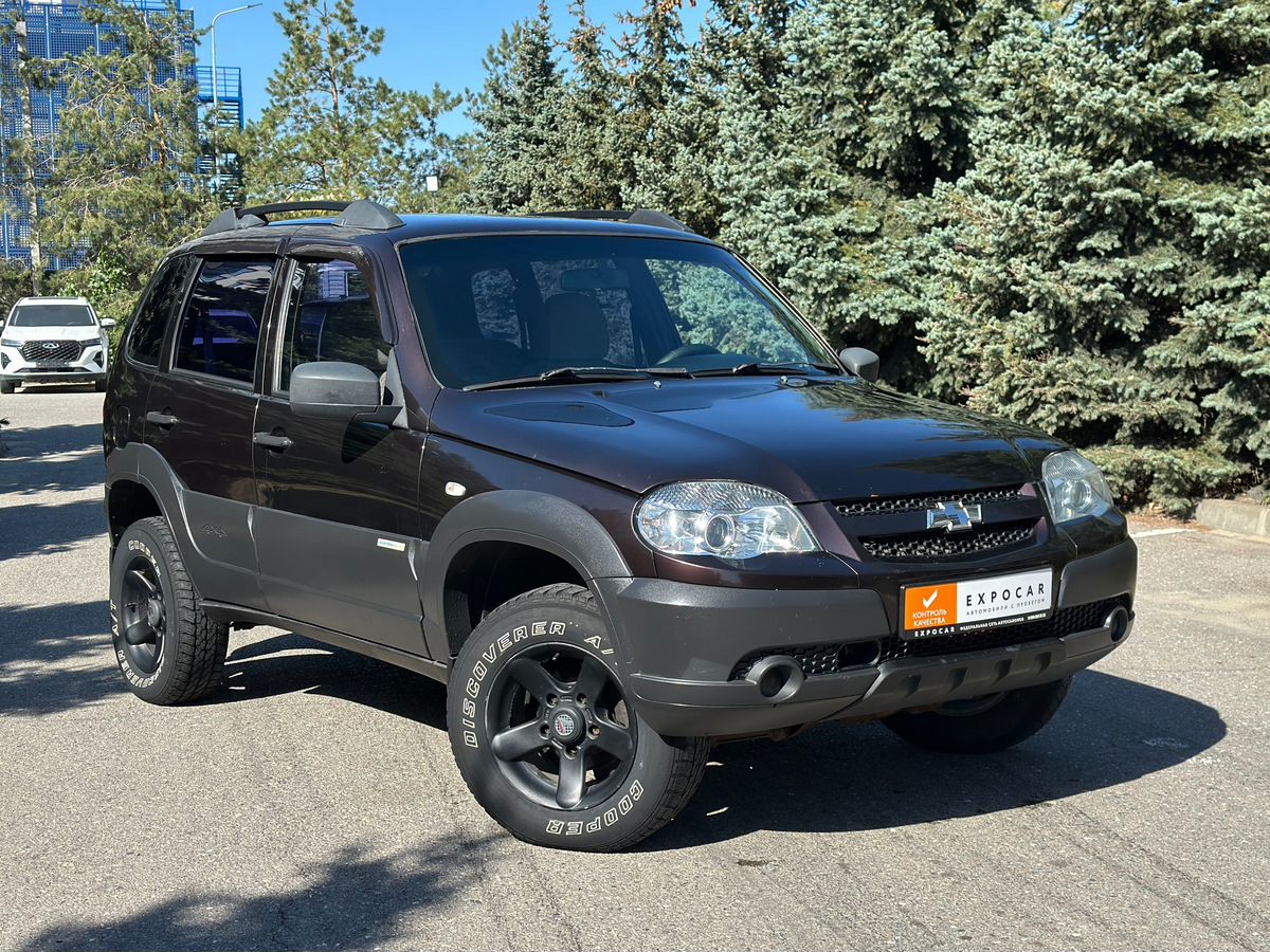 car-image