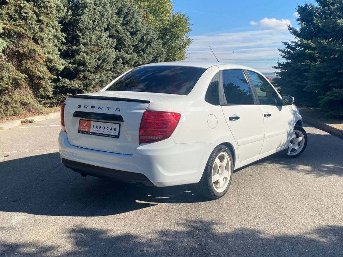 car-image