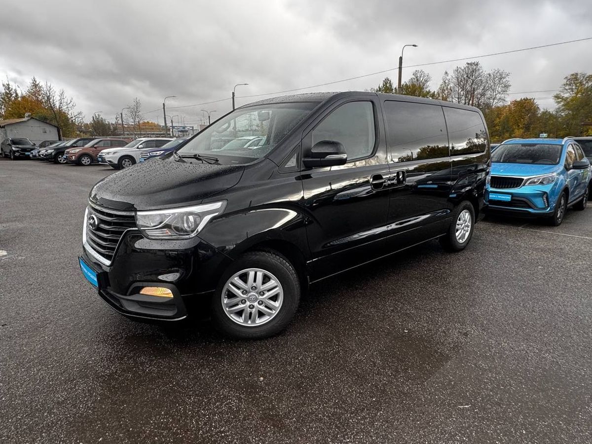 Hyundai H-1
