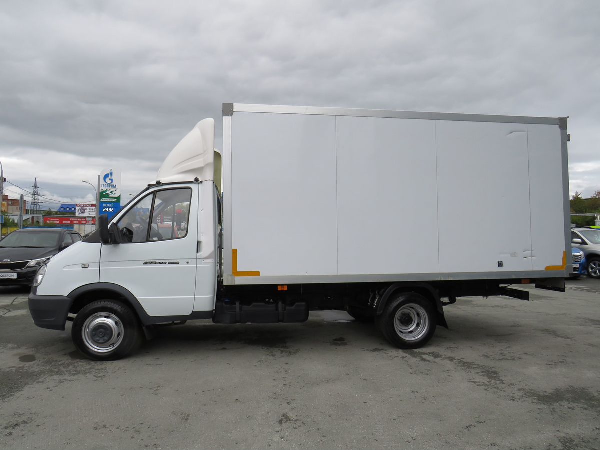 ГАЗ ГАЗель (3302)