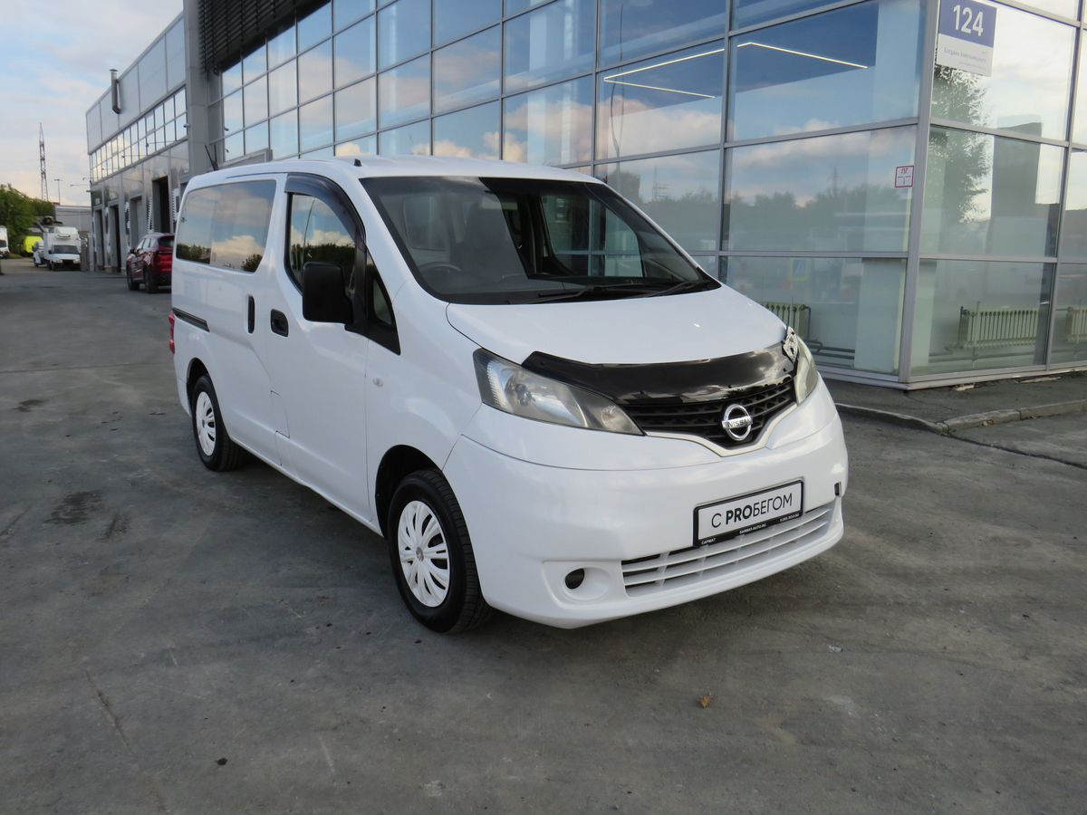 Nissan NV200