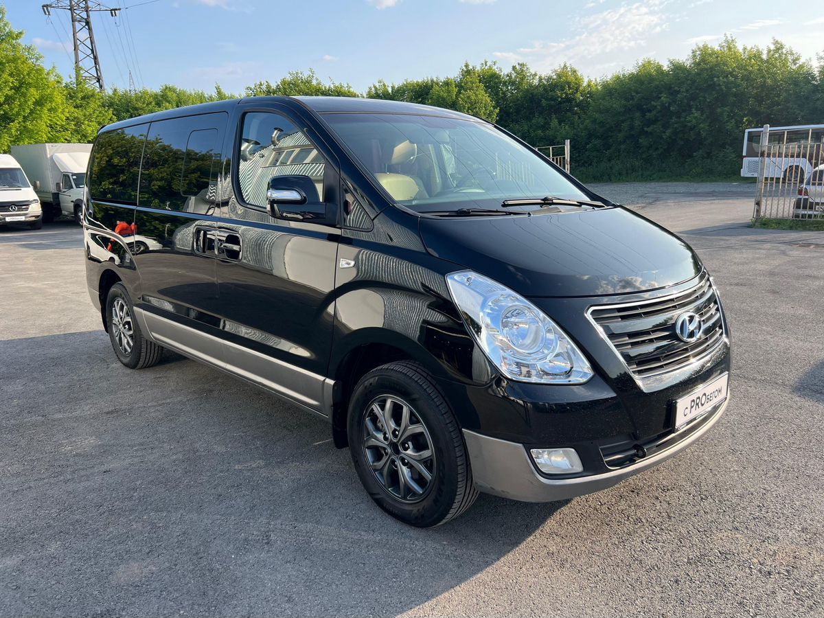 Hyundai Grand Starex