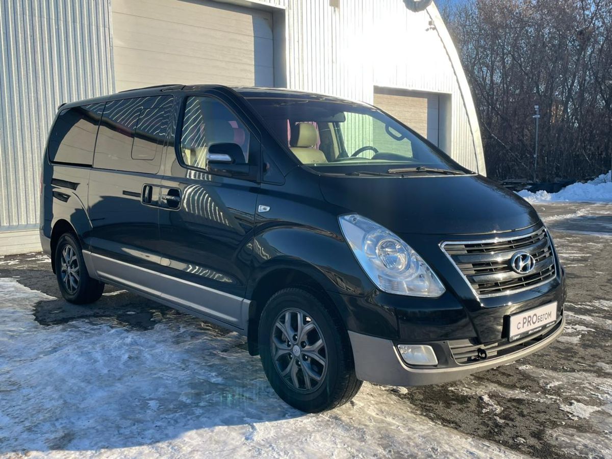 Hyundai Grand Starex