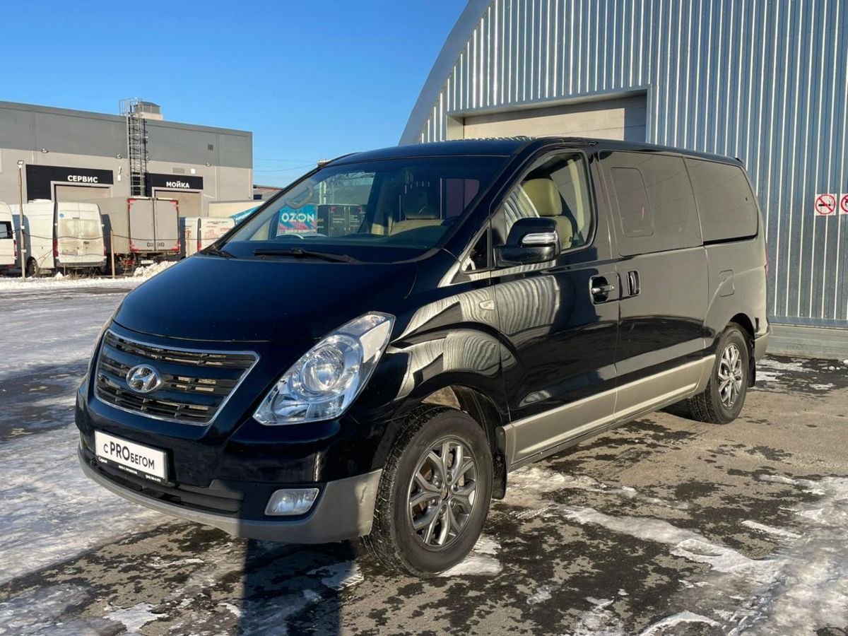 Hyundai Grand Starex