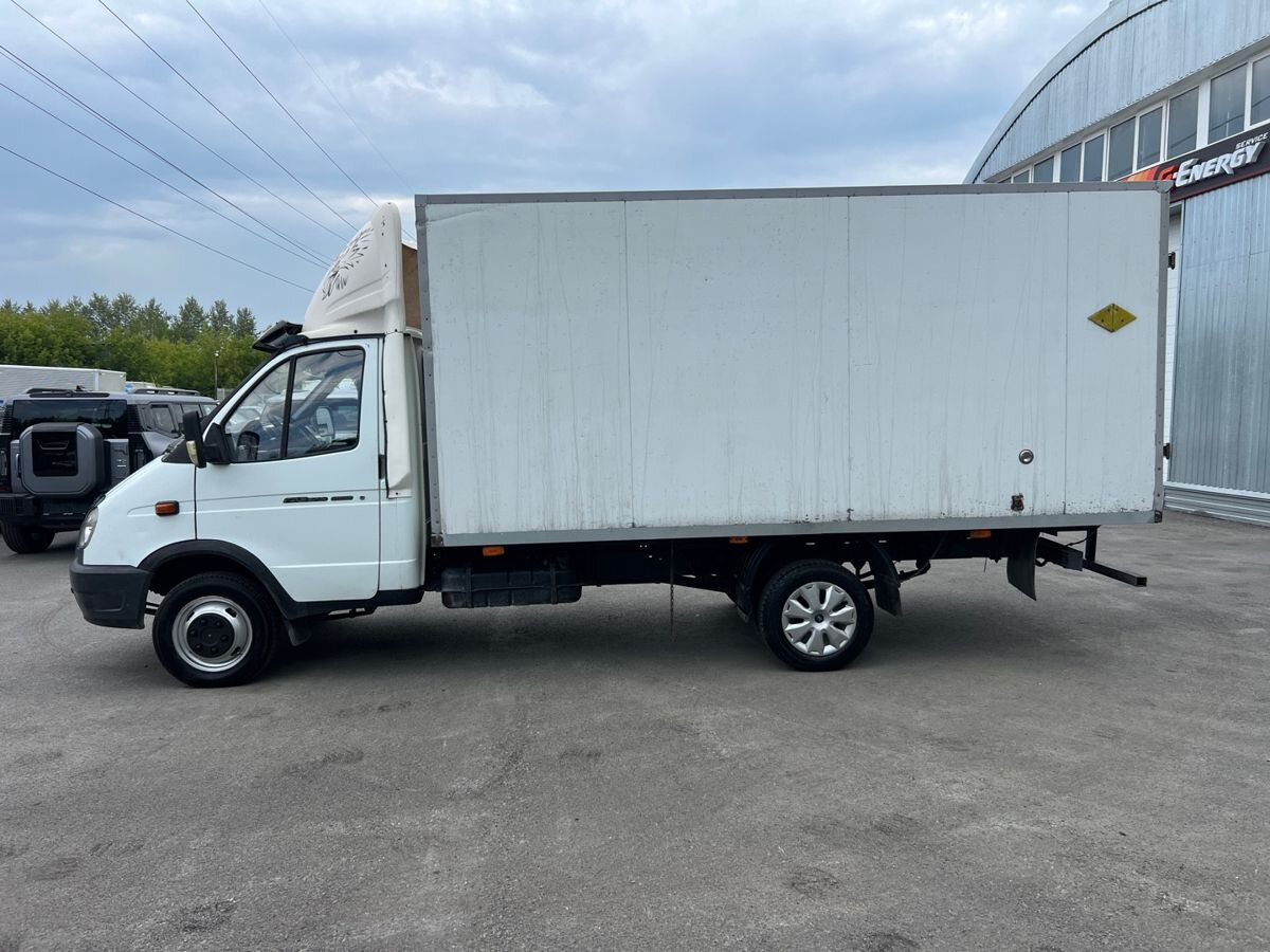 ГАЗ ГАЗель (3302)