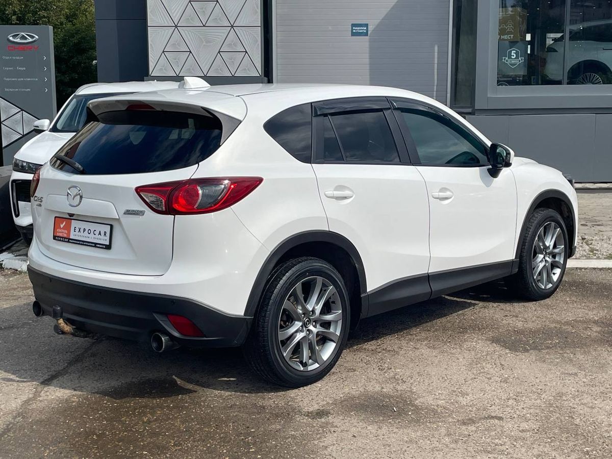 car-image