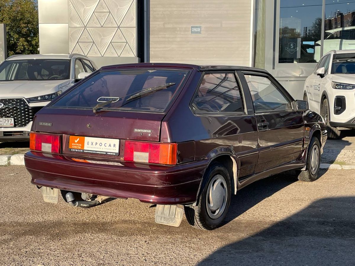 car-image